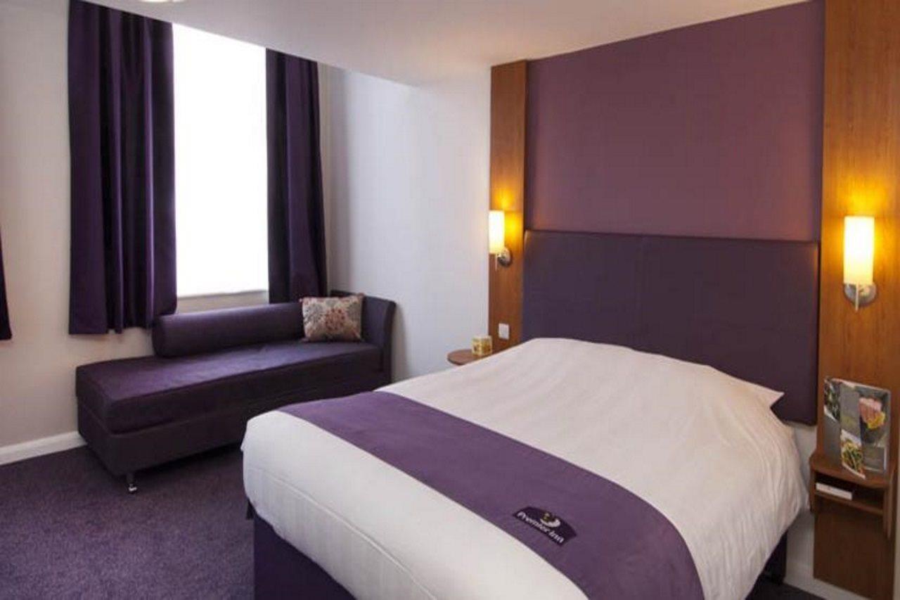 Premier Inn Premier Inn Silverstone 시어레샴 외부 사진