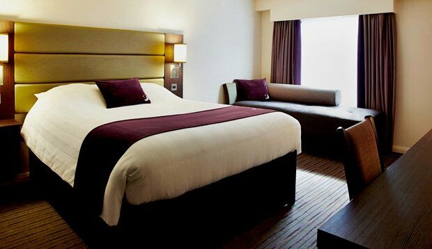 Premier Inn Premier Inn Silverstone 시어레샴 외부 사진